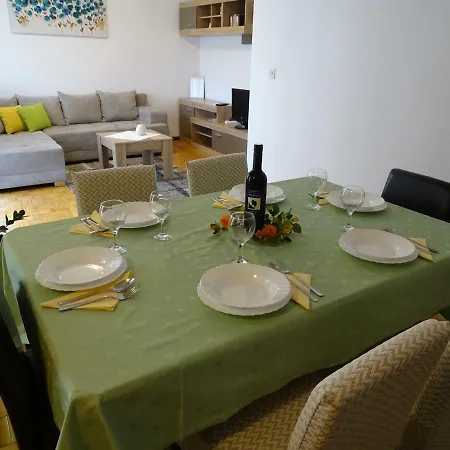 Nika Apartamento Split